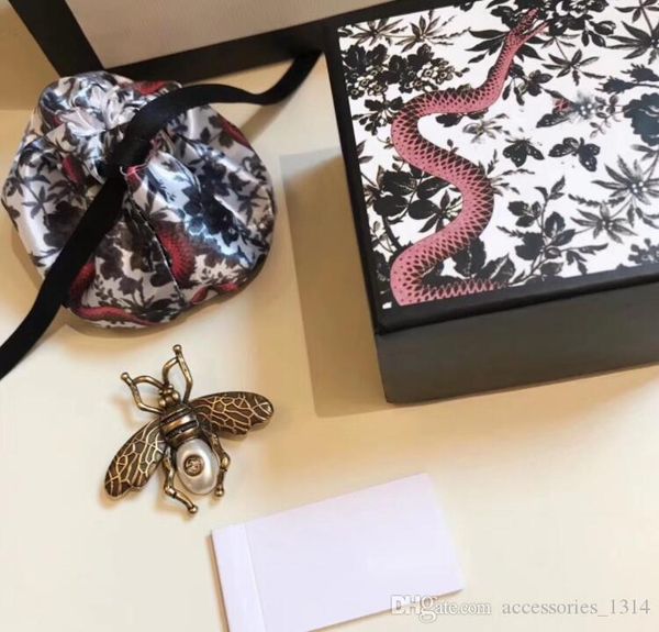 cute little bee g brooch female imitation pearl brooch simple butterfly pin buckle japan korean atmosphere cardigan with accessories a30, Gray
cute little bee g brooch female imitation pearl brooch simple butterfly pin buckle japan korean atmosphere cardigan with accessories a30, Gray
