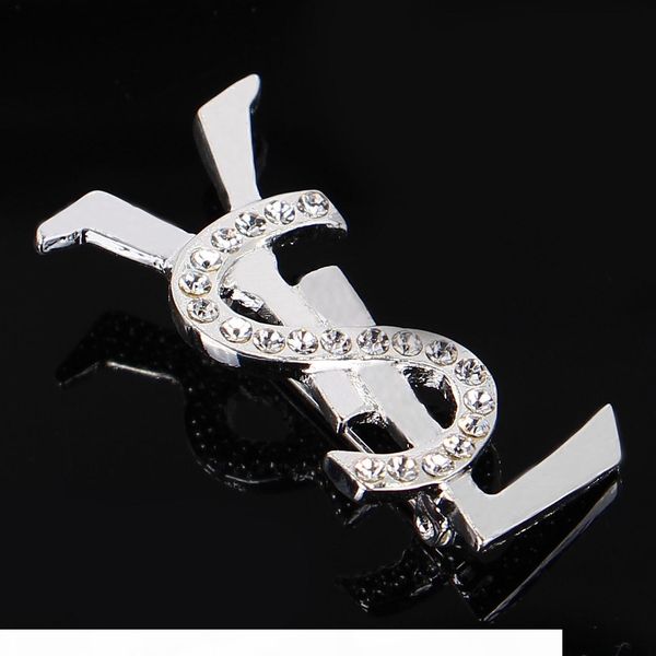 vintage crystal luxury designer brooch women letter designer brooch suit lapel pin fashion jewelry accessories gift for lover, Gray
vintage crystal luxury designer brooch women letter designer brooch suit lapel pin fashion jewelry accessories gift for lover, Gray