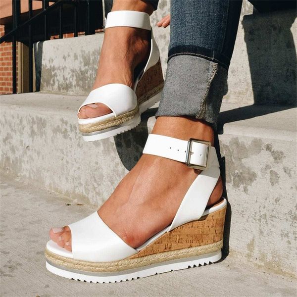 sandals plus size 2021 summer women's fashion slope with word buckle fish mouth all-match, Black
sandals plus size 2021 summer women's fashion slope with word buckle fish mouth all-match, Black