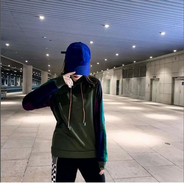 2019 new fa1820 autumn fashion brand men's hoodies male winter casual fleece hoodies sweatshirts men solid color hoodies sweatshirt, Black
2019 new fa1820 autumn fashion brand men's hoodies male winter casual fleece hoodies sweatshirts men solid color hoodies sweatshirt, Black