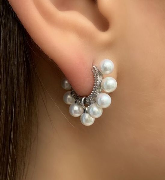 elegant square shape rose gold cz crystal stud earrings fashion jewelry for lady delicate minimalist cute earring, Golden;silver
elegant square shape rose gold cz crystal stud earrings fashion jewelry for lady delicate minimalist cute earring, Golden;silver