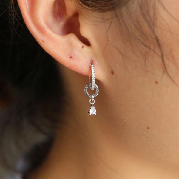 waterdrop circle hoop earring cute various color cz charm design for women girl fashion trendy 2020 summer lovely charm hoops, Golden;silver
waterdrop circle hoop earring cute various color cz charm design for women girl fashion trendy 2020 summer lovely charm hoops, Golden;silver