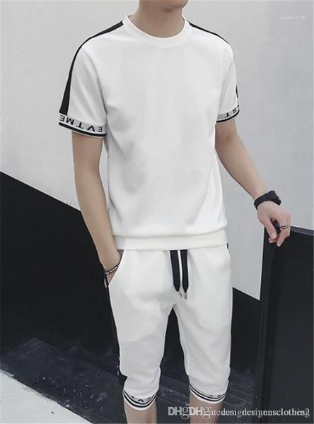 sleeve designer mens tracksuits o neck slim vintage mens 2pcs sportswear male apparel stripe print short, Gray
sleeve designer mens tracksuits o neck slim vintage mens 2pcs sportswear male apparel stripe print short, Gray