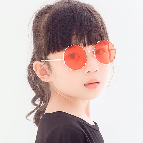 child round metal flower frame girls boys sunglasses gray red yellow lens uv400 eye protection children kids outdoor eyewear, White;black
child round metal flower frame girls boys sunglasses gray red yellow lens uv400 eye protection children kids outdoor eyewear, White;black