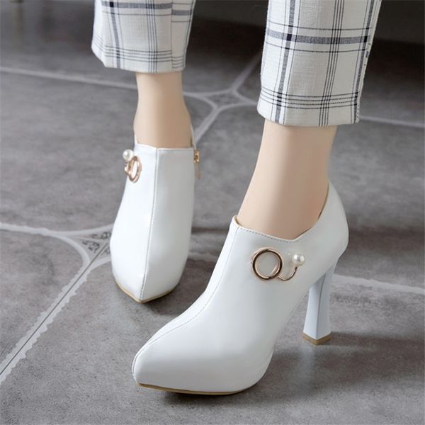 pxelena горячие моды для женщин pumps 2020 осень новые лакированной кожи ботинок высокой пятки дамы офис daily черный белый большой размер 3, Black
pxelena горячие моды для женщин pumps 2020 осень новые лакированной кожи ботинок высокой пятки дамы офис daily черный белый большой размер 3, Black