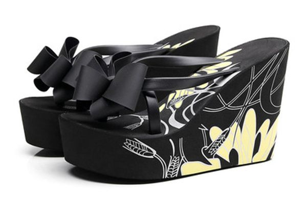 2020 summer new platform platform sandals fashion all-match super high heel large size flip-flops, Black
2020 summer new platform platform sandals fashion all-match super high heel large size flip-flops, Black