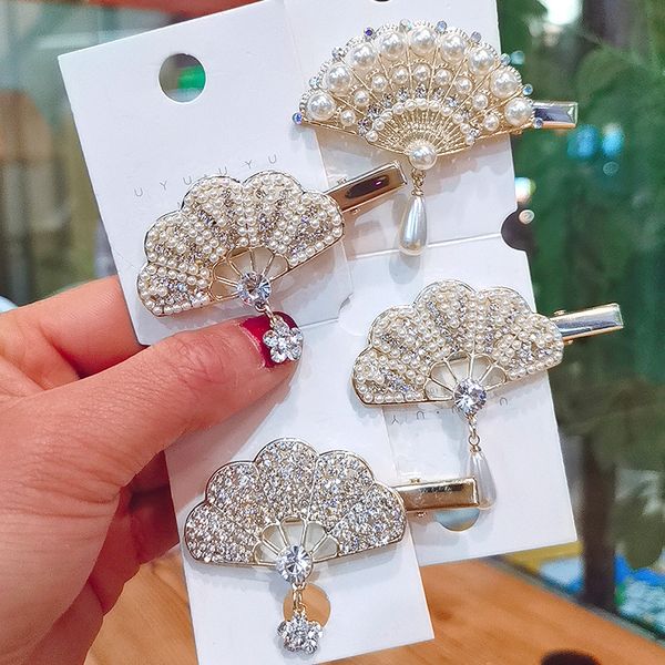 casual luxury shining pearls scalloped barrettes elegant hair grip hair clips women sweet hairpins girl fashion accessories
casual luxury shining pearls scalloped barrettes elegant hair grip hair clips women sweet hairpins girl fashion accessories