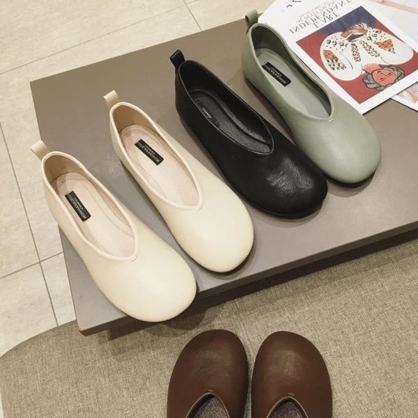brief round toe comfy grandma shoes woman soft bottom solid all match moccasins slip on casual shallow loafers concise flats2020, Black
brief round toe comfy grandma shoes woman soft bottom solid all match moccasins slip on casual shallow loafers concise flats2020, Black