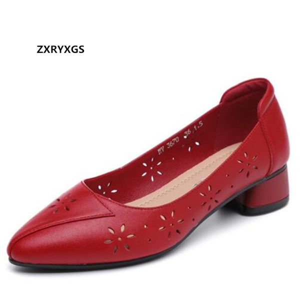 2020 new classic pointed cowhide breathable leather sandals low heel shoes woman wedding shoes banquet work large size, Black
2020 new classic pointed cowhide breathable leather sandals low heel shoes woman wedding shoes banquet work large size, Black