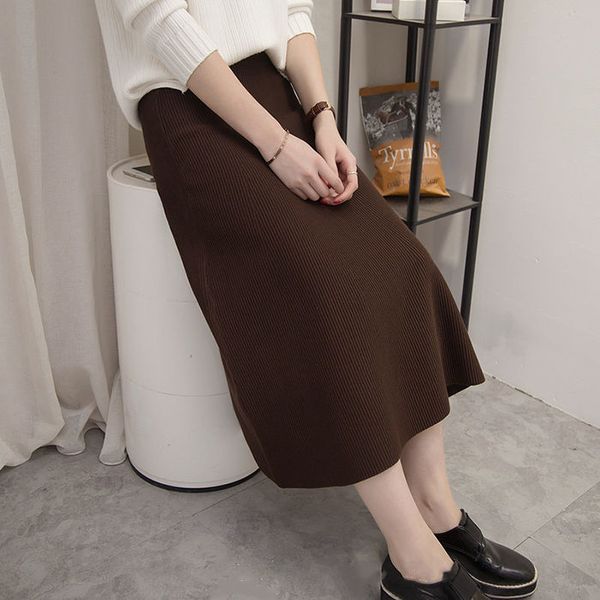 2020 autumn winter warm women soild high waist elastic knitted long skirt female stretch a-line ribbed knitting maxi skirts t265, Black
2020 autumn winter warm women soild high waist elastic knitted long skirt female stretch a-line ribbed knitting maxi skirts t265, Black