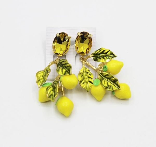 2017 new catwalk section baroque earrings lemon leaves large circle temperament retro big earrings002, Golden;silver
2017 new catwalk section baroque earrings lemon leaves large circle temperament retro big earrings002, Golden;silver