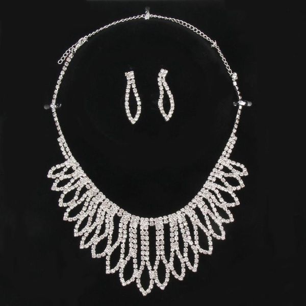 shiny new bride irregular claw chain necklace inlaid transparent glass rhinestone wedding accessories fashion classic two-piece, Silver
shiny new bride irregular claw chain necklace inlaid transparent glass rhinestone wedding accessories fashion classic two-piece, Silver