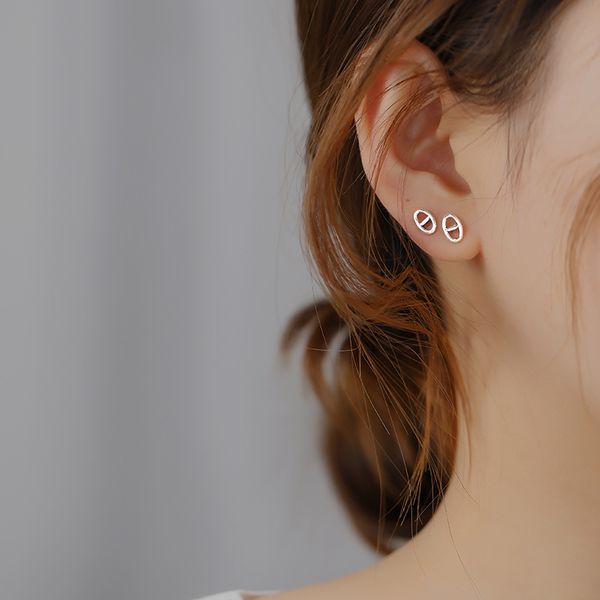925 sterling silver earring simple small ball stud earring multi-pierced pig nose shape personality cute boy girl ear jewelry, Golden;silver
925 sterling silver earring simple small ball stud earring multi-pierced pig nose shape personality cute boy girl ear jewelry, Golden;silver