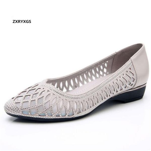 large size pointed microfiber mesh cowhide rhinestones shoes woman fashion sandals 2020 new fashion summer shoes women sandals, Black
large size pointed microfiber mesh cowhide rhinestones shoes woman fashion sandals 2020 new fashion summer shoes women sandals, Black