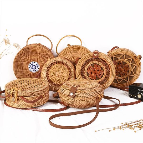 2020 ins popular women handmade round beach shoulder bag bali circle straw bags summer woven rattan handbags women messenger bag
2020 ins popular women handmade round beach shoulder bag bali circle straw bags summer woven rattan handbags women messenger bag