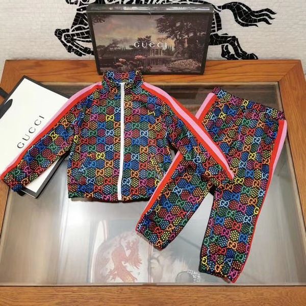 2pcs дети комплект одежды с длинным рукавом письмо печати с длинным рукавом брючных детьми нарядом, White
2pcs дети комплект одежды с длинным рукавом письмо печати с длинным рукавом брючных детьми нарядом, White