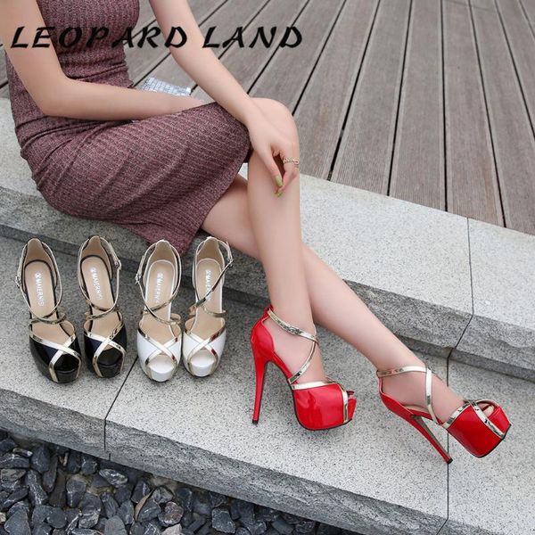 leopard land catwalk hollow крест лямки рыбы рот женщин сандалии ночной клуб большой размер ultra-high heels производители wz-y14, Black
leopard land catwalk hollow крест лямки рыбы рот женщин сандалии ночной клуб большой размер ultra-high heels производители wz-y14, Black