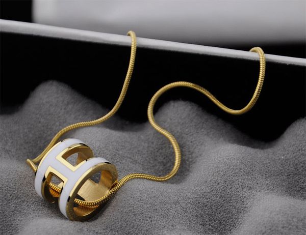 liruoxi1314 celebrity design letter necklace silverware fashion metal letter pendant necklace gold jewelry with box, Silver
liruoxi1314 celebrity design letter necklace silverware fashion metal letter pendant necklace gold jewelry with box, Silver