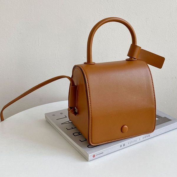 pu leather women shoulder bag 2020 new fashion shoulder handbag messenger bag crossbody portable small square
pu leather women shoulder bag 2020 new fashion shoulder handbag messenger bag crossbody portable small square