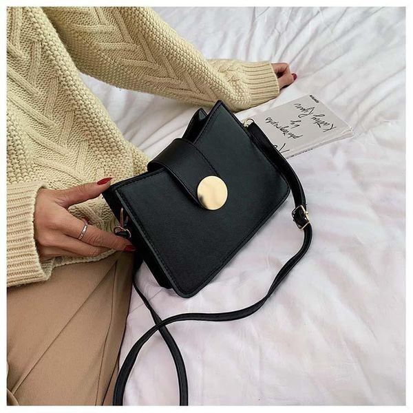 r's sense of sophistication french women's bag 2020 new fashion simple one shoulder small square bag retro messenger
r's sense of sophistication french women's bag 2020 new fashion simple one shoulder small square bag retro messenger
