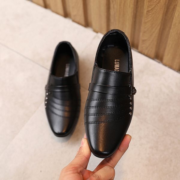 children boys shoes leather soft bottom performance shoes boys black white kids student casual footwear sp087, Black;grey
children boys shoes leather soft bottom performance shoes boys black white kids student casual footwear sp087, Black;grey