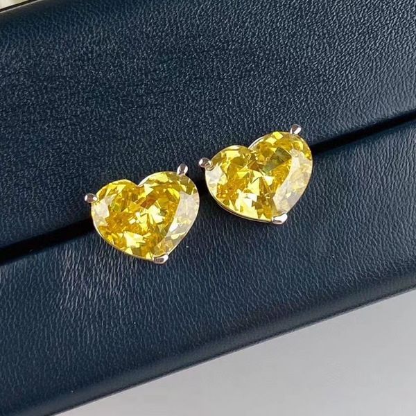 pure 925 sterling silver cz diamond created yellow critrinie crystal heart stud earrings for women luxury designer wedding party jewelry, Golden;silver
pure 925 sterling silver cz diamond created yellow critrinie crystal heart stud earrings for women luxury designer wedding party jewelry, Golden;silver