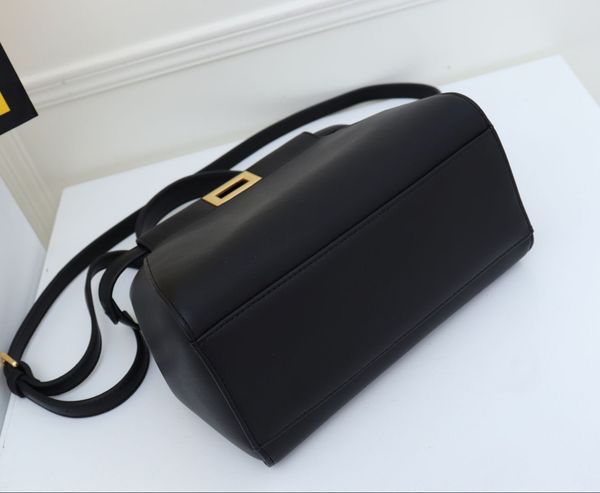 2020 handbag designer handbag lady shoulder bags tote cross body bags original hardware ladies 23cm phone bag ing
2020 handbag designer handbag lady shoulder bags tote cross body bags original hardware ladies 23cm phone bag ing