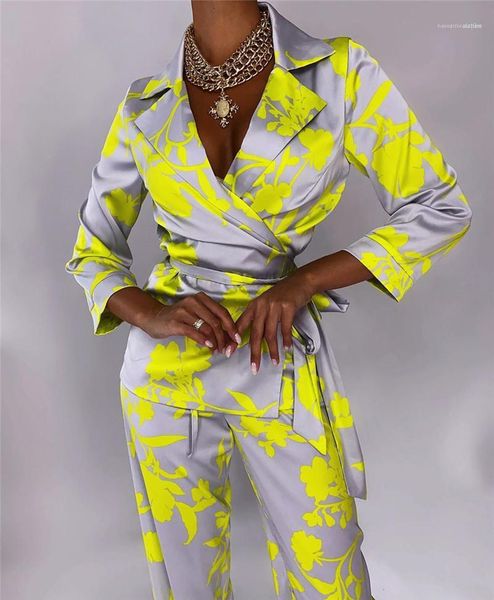 with sashes 2pcs casual suits lapel neck long pant clothing sets designer bandage two piece pants women spring floral two piece sets, White
with sashes 2pcs casual suits lapel neck long pant clothing sets designer bandage two piece pants women spring floral two piece sets, White