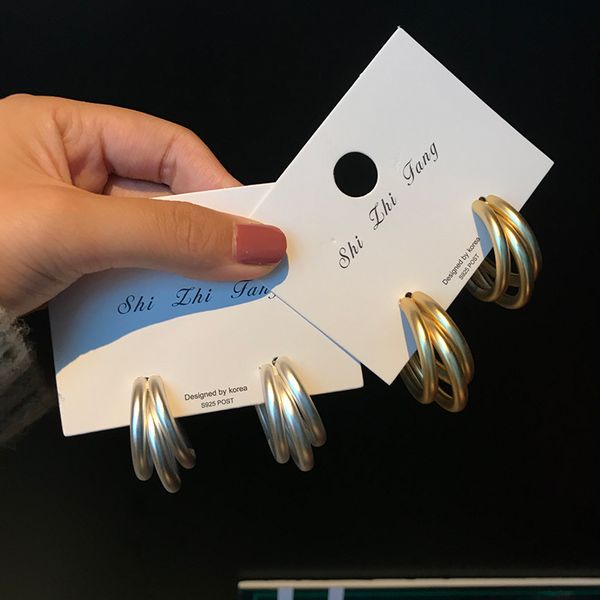 925 sterling silver c shaped geometric loop earrings for women gold/silver color triple open circle earring jewelry gift brinco, Golden;silver
925 sterling silver c shaped geometric loop earrings for women gold/silver color triple open circle earring jewelry gift brinco, Golden;silver