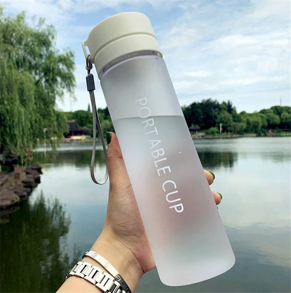 600/800ml bpa leak proof water bottle portable sports climbing hiking direct drinking bottle
600/800ml bpa leak proof water bottle portable sports climbing hiking direct drinking bottle