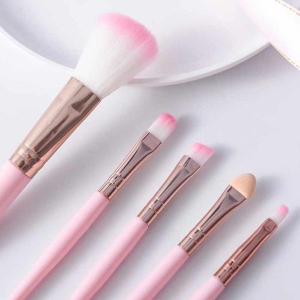 5pcs makeup brush set beginner beauty tools makeup brush five-piece blush eye shadow lip foundation
5pcs makeup brush set beginner beauty tools makeup brush five-piece blush eye shadow lip foundation