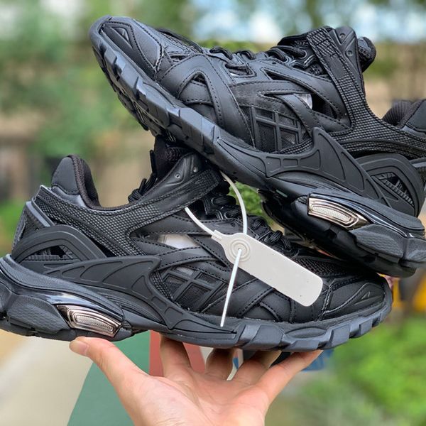 track 2 black 568614w2gn11000 black black womens trainers running shoes for men mens basketball sneakers schoenen size 36-45, White;red
track 2 black 568614w2gn11000 black black womens trainers running shoes for men mens basketball sneakers schoenen size 36-45, White;red