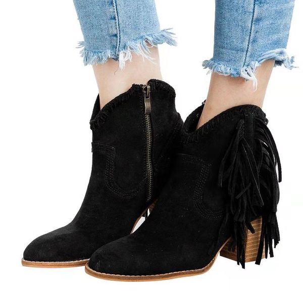 2020 amazon european and beautiful boots new retro pointed toe women short boots thick high heel tassel female, Black
2020 amazon european and beautiful boots new retro pointed toe women short boots thick high heel tassel female, Black