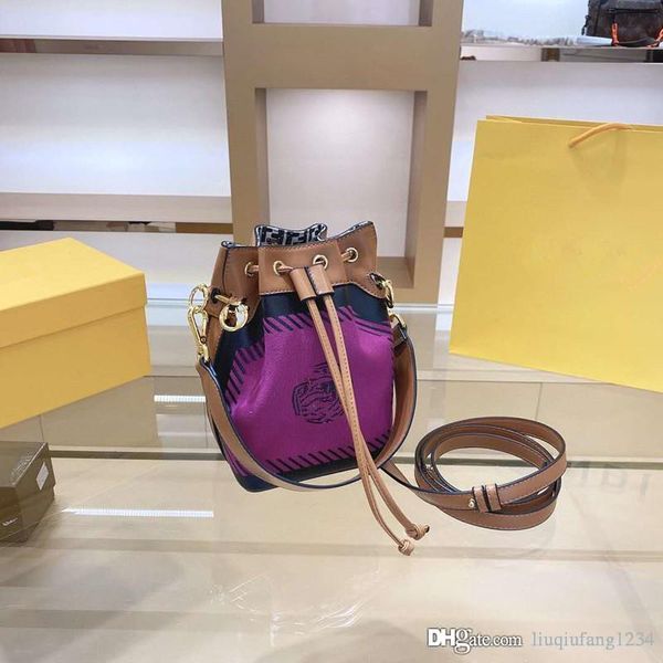 printed package bucket messenger shoulder fashion bags woman aslant lady genuine leather handbag girls women small drawstring
printed package bucket messenger shoulder fashion bags woman aslant lady genuine leather handbag girls women small drawstring