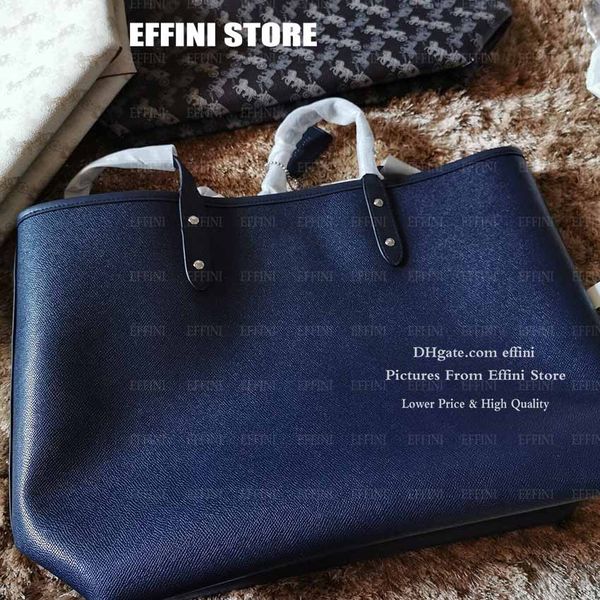luxurys designers bags 2020 women tote bags carriage monogram handbags purses fashion shopping bag ladies hand shoulder bags
luxurys designers bags 2020 women tote bags carriage monogram handbags purses fashion shopping bag ladies hand shoulder bags