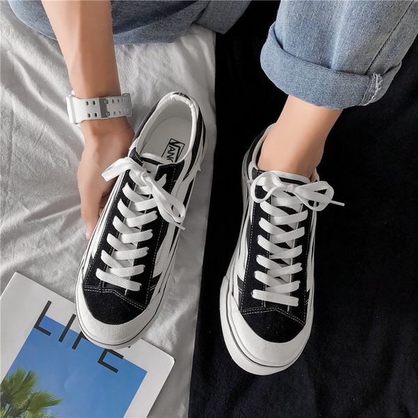 women's sneaker shoes spring trend casual flat shoes new fashion comfort vulcanized platform lovers, Black
women's sneaker shoes spring trend casual flat shoes new fashion comfort vulcanized platform lovers, Black