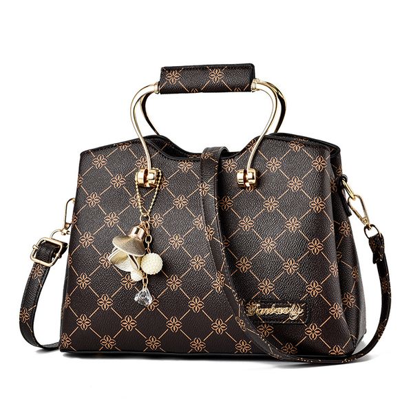 2020 fashion women shoulder bag pu leather foral totes purse female messenger crossbody bags ladies handbags
2020 fashion women shoulder bag pu leather foral totes purse female messenger crossbody bags ladies handbags