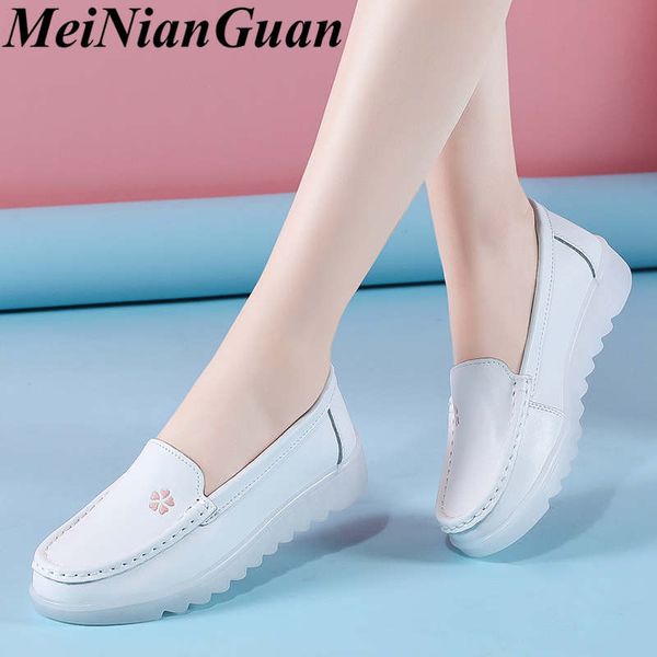 slip on woman flats casual comfort chunky sneakers air cushion big size women's summer shoes fashion light soft women shoes b10, Black 
slip on woman flats casual comfort chunky sneakers air cushion big size women's summer shoes fashion light soft women shoes b10, Black