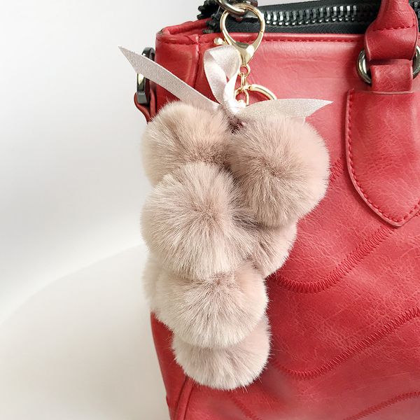 мода фруктового pom pom бал key chain искусственный мех кролик pompom виноград брелок женщины сумка подвеска высокого качество, Silver
мода фруктового pom pom бал key chain искусственный мех кролик pompom виноград брелок женщины сумка подвеска высокого качество, Silver