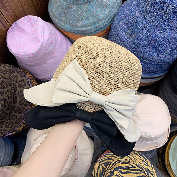 202006-ww008 japan design handmade raffia grass patchwork cloth bowknot lady bucket cap women leisure fishermen hat, Blue;gray
202006-ww008 japan design handmade raffia grass patchwork cloth bowknot lady bucket cap women leisure fishermen hat, Blue;gray