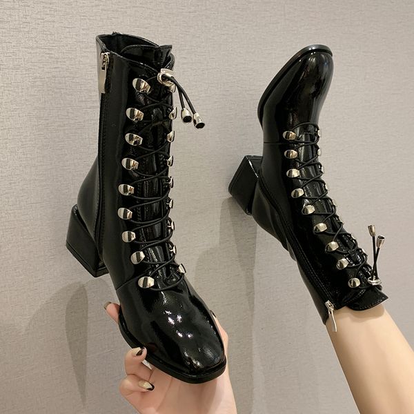 elastic button punk motorcycle boots women japanned leather plush zip female shoes med high heels botte black knight booties2020
elastic button punk motorcycle boots women japanned leather plush zip female shoes med high heels botte black knight booties2020