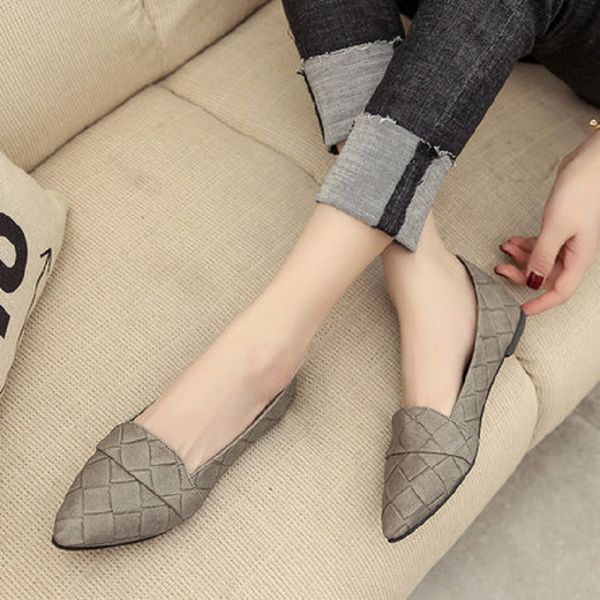 2020 spring and autumn new women's flat single shoes pointed pu shallow mouth flat with lattice low heel work shoes, Black
2020 spring and autumn new women's flat single shoes pointed pu shallow mouth flat with lattice low heel work shoes, Black