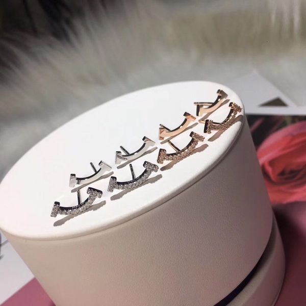 2020 high quality fashion jewelry ladies earrings with party dresses best jewelry charm gorgeous stud earrings WQJU
2020 high quality fashion jewelry ladies earrings with party dresses best jewelry charm gorgeous stud earrings WQJU