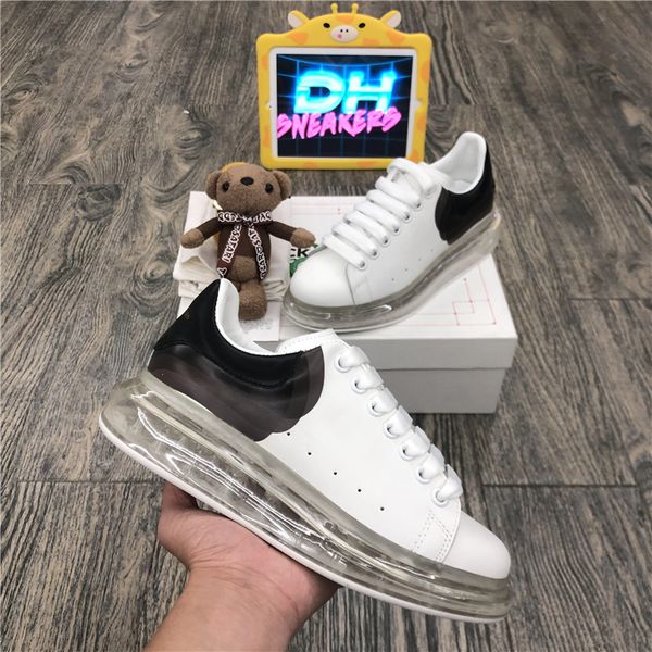 new season casual shoes fashion womens mens leather lace up gray black blue red velet platform oversized sole sneakers with box
new season casual shoes fashion womens mens leather lace up gray black blue red velet platform oversized sole sneakers with box