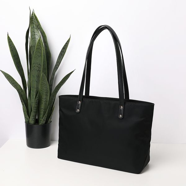 shoulder large-capacity women's portable big oxford korean wild fashion ladies tote bag t200819
shoulder large-capacity women's portable big oxford korean wild fashion ladies tote bag t200819