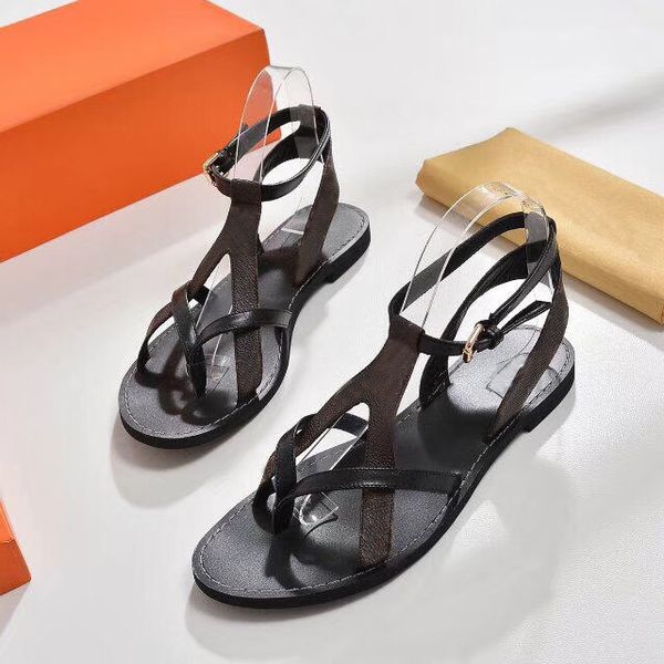 2020 womens ladies printed leather sandals striking gladiator style designer leather outsole perfect flat canvas plain sandal size35-41, Black
2020 womens ladies printed leather sandals striking gladiator style designer leather outsole perfect flat canvas plain sandal size35-41, Black