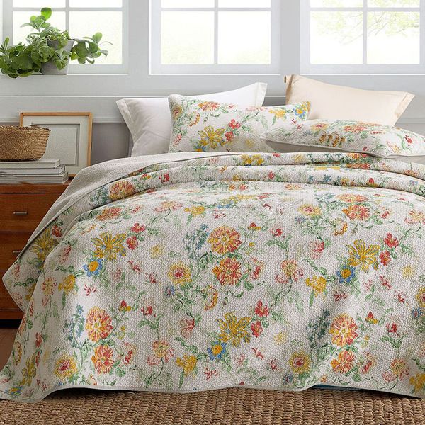 quality flowers printed bedspread quilt set 3pcs quilted cotton quilts bed covers ab-side king queen size 230*250cm coverlets
quality flowers printed bedspread quilt set 3pcs quilted cotton quilts bed covers ab-side king queen size 230*250cm coverlets