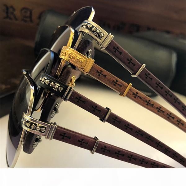 new fashion designer sunglasses slapper square frame wooden carved temple retro eyewear punk style come with case, White;black
new fashion designer sunglasses slapper square frame wooden carved temple retro eyewear punk style come with case, White;black