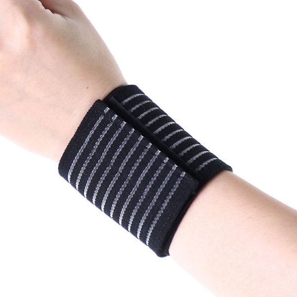 wrist support 1 piece elastic sport bandage wristband hand gym brace wrap tennis cotton weat band fitness powerlifting, Black;red
wrist support 1 piece elastic sport bandage wristband hand gym brace wrap tennis cotton weat band fitness powerlifting, Black;red
