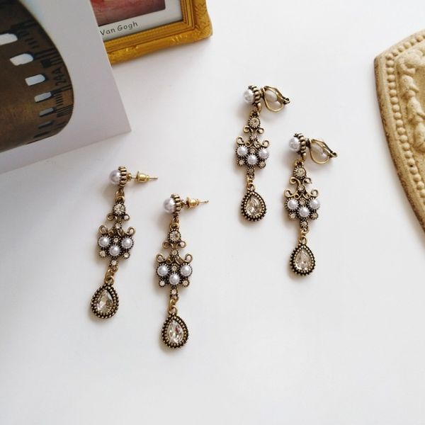 vintage court стиль женский luxury ухо клип изысканный имитация pearl длинные мотаться серьги девушки женщин моды темперамент, Silver
vintage court стиль женский luxury ухо клип изысканный имитация pearl длинные мотаться серьги девушки женщин моды темперамент, Silver